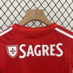24/25 Kids Benfica Home Size: 16-28