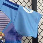24/25 Kids Goalkeeper Real Madrid Blue size: 16-28